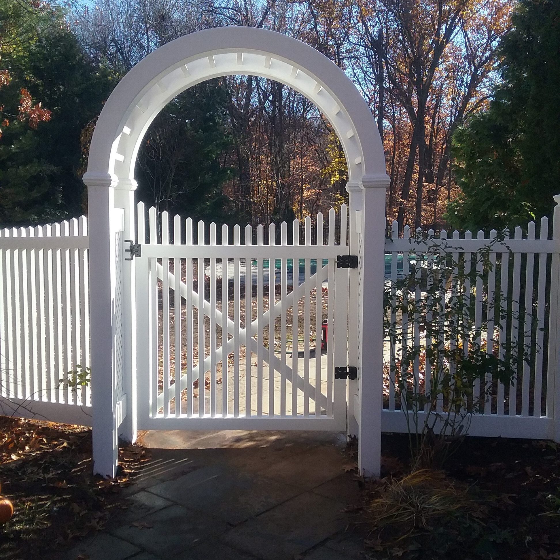 Arbor & Pergola Installation